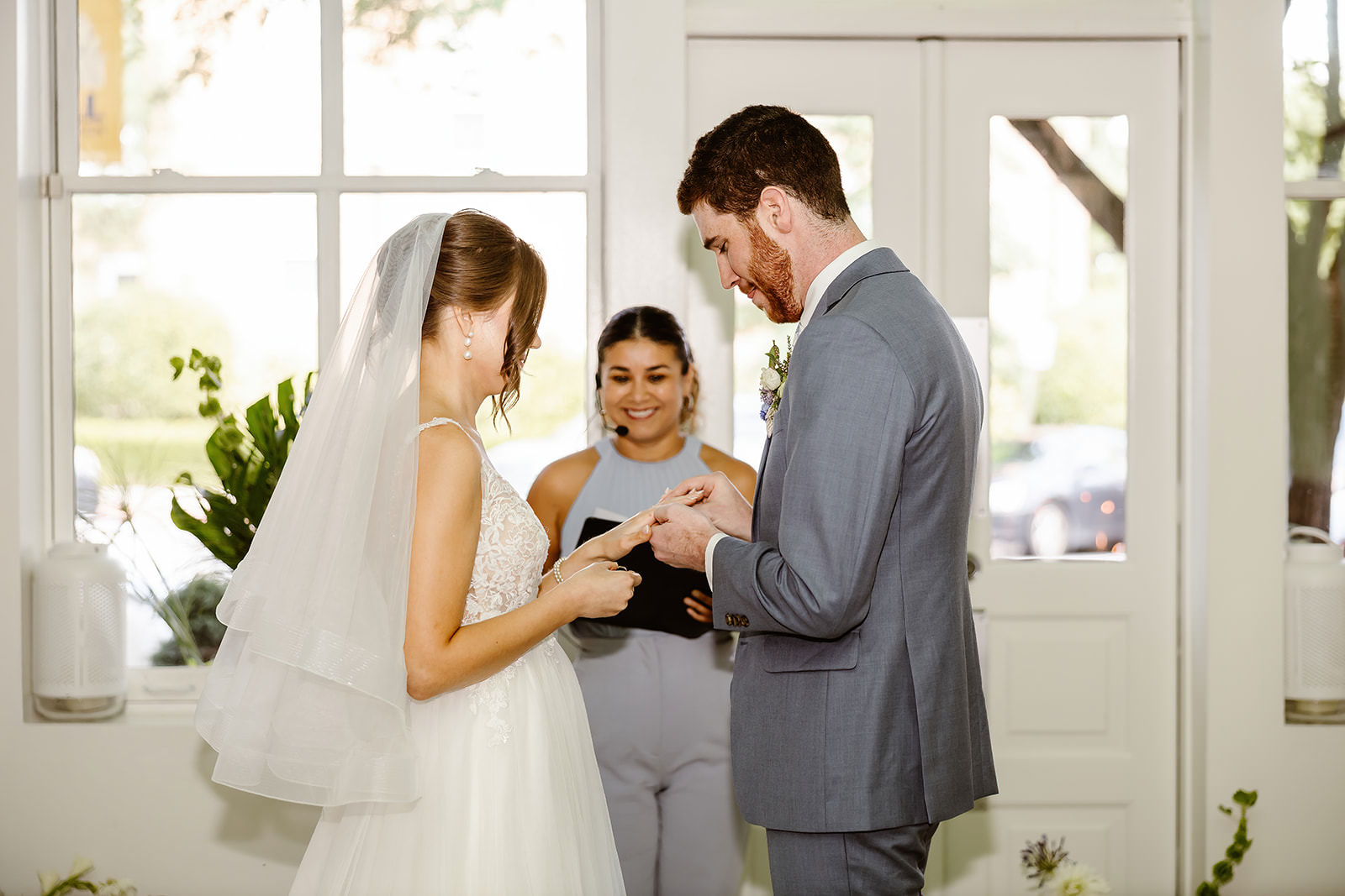 Wedding ceremony officiated by Jennifer Rueda Warnecki