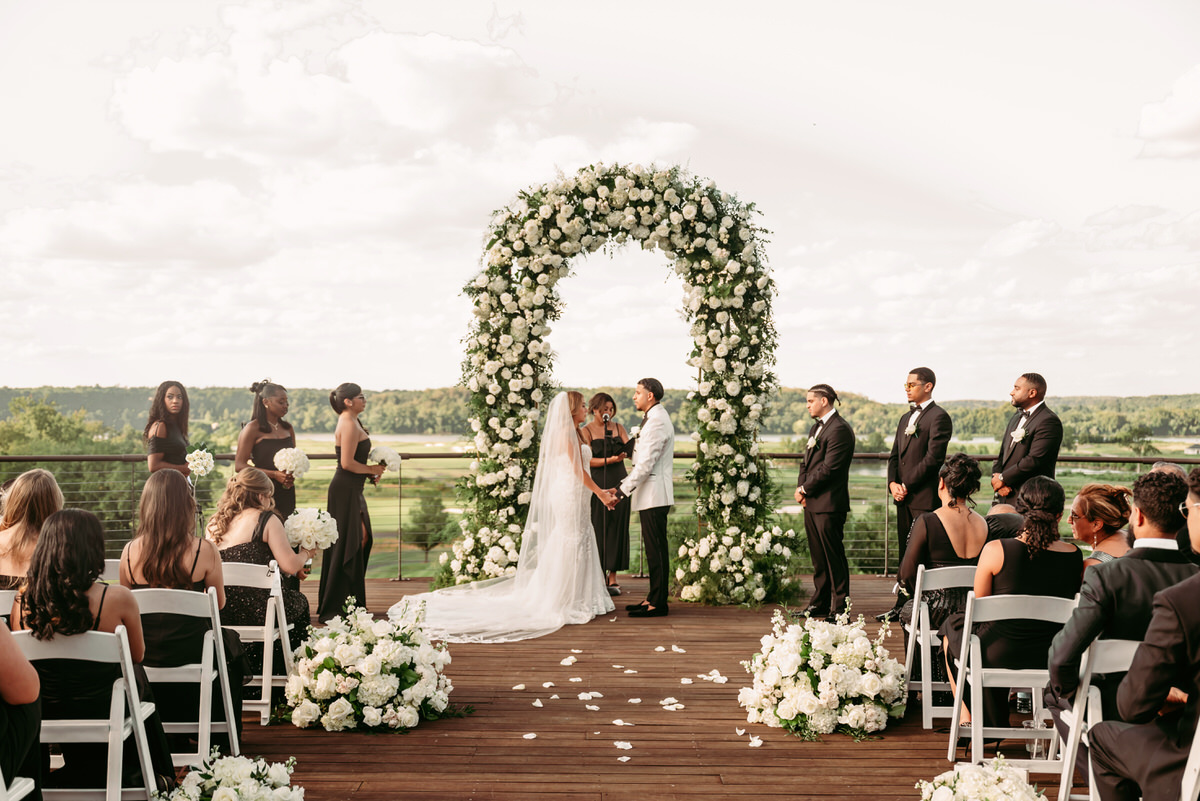 Wedding ceremony officiated by Jennifer Rueda Warnecki
