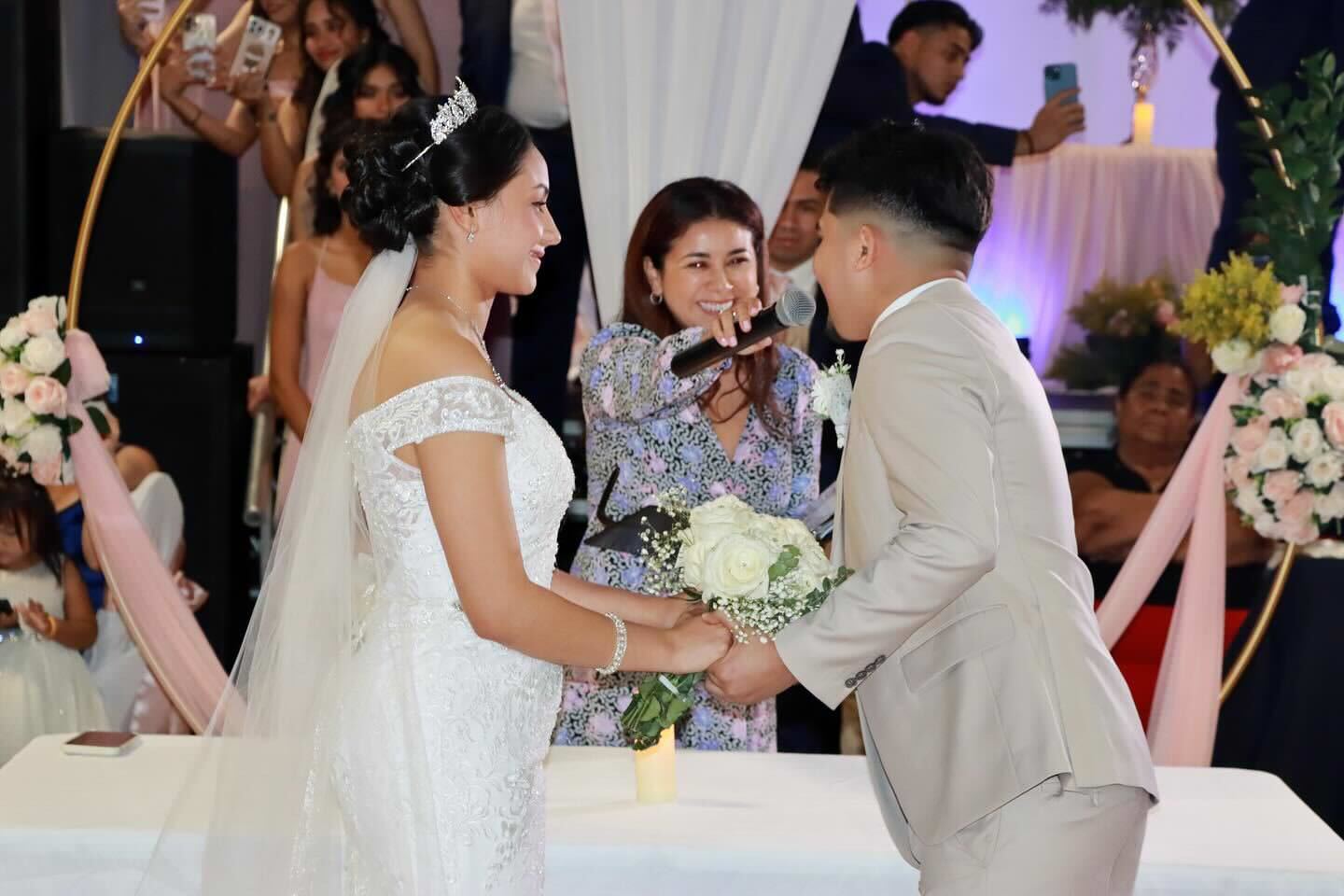 Wedding ceremony officiated by Jennifer Rueda Warnecki