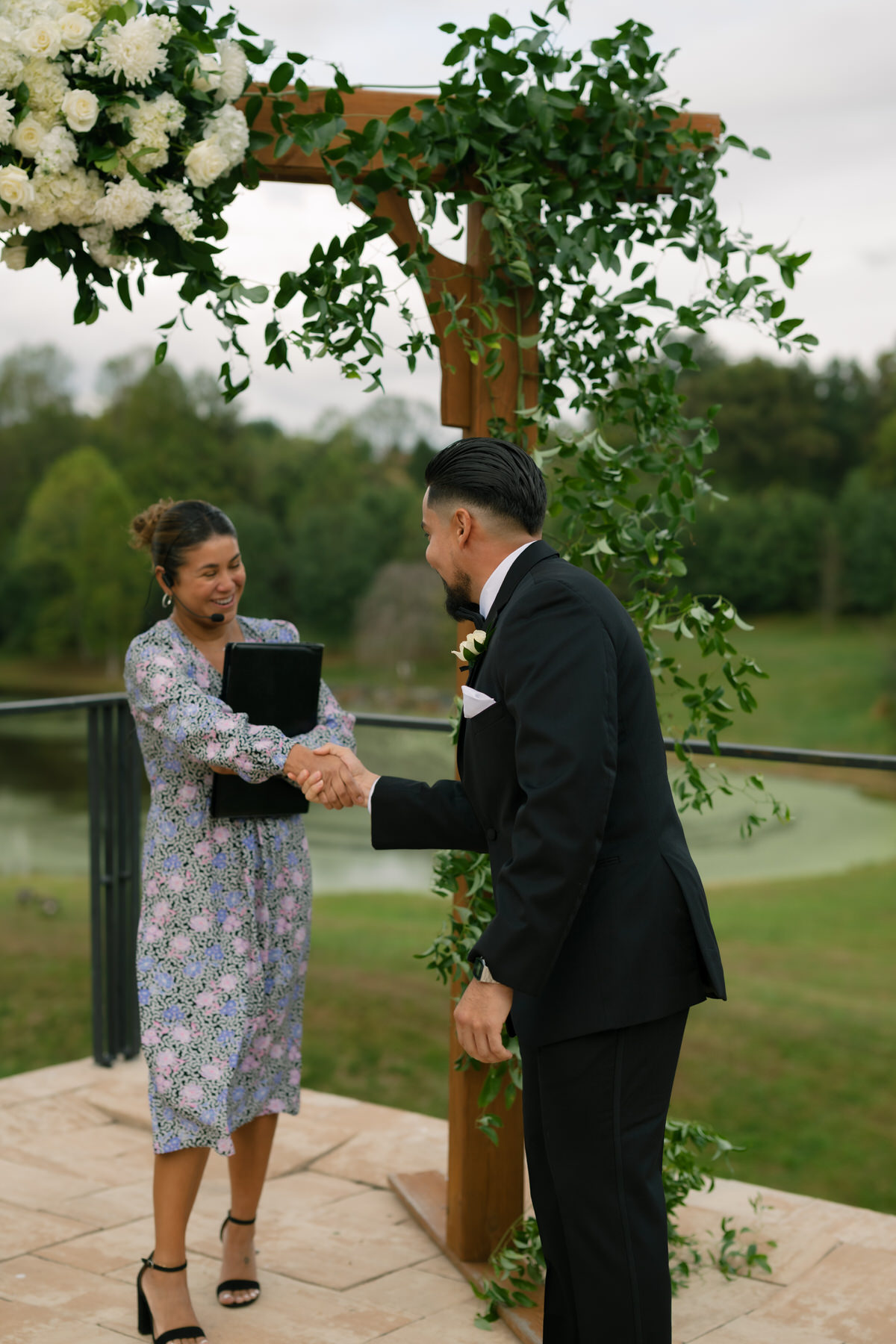 Wedding ceremony officiated by Jennifer Rueda Warnecki
